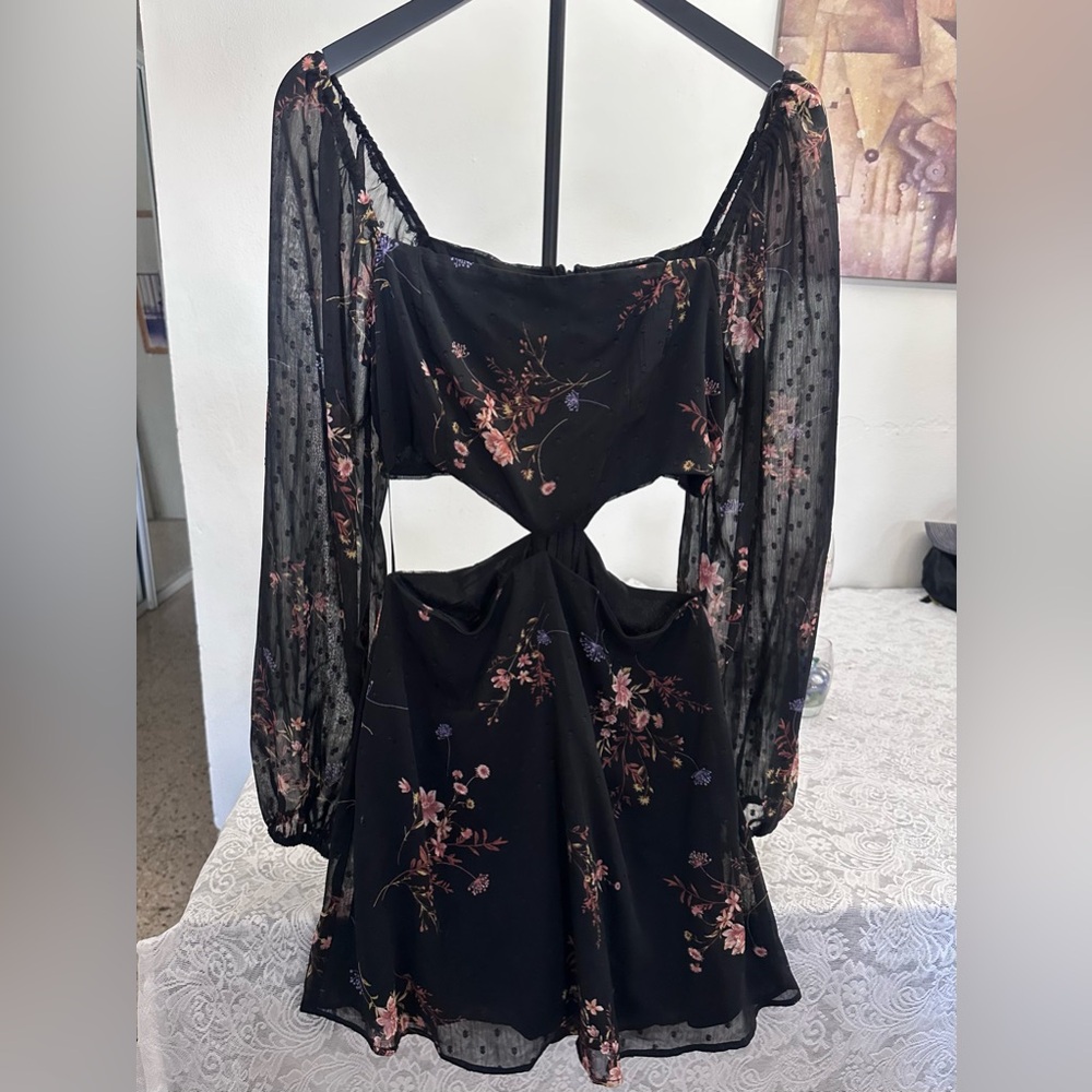 Forever 21 Black Floral Sheer Sleeve Backless Dress Size L NWT